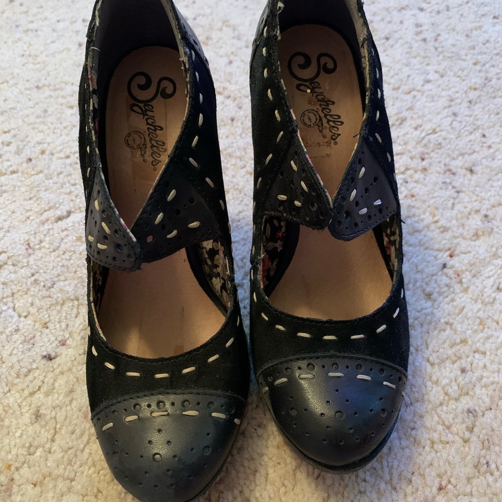 Black Seychelles Leather Heels